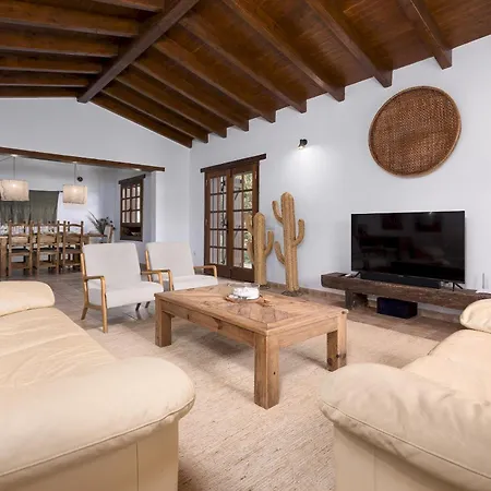 Home2book Serenity With Private Pool Vila *